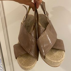 Nude Wedges